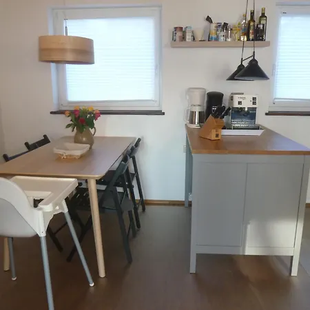 Apartment Mit Lounge Und Klavier Argenbuhl